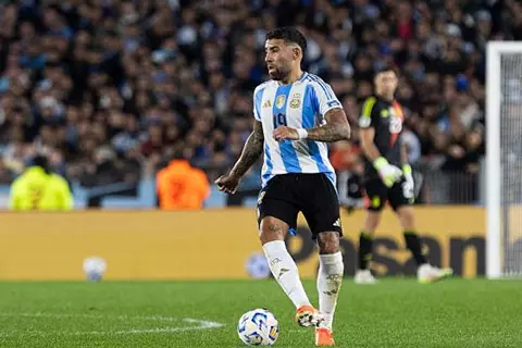 أوتاميندي: خضت آخر مباراة لي في الأرجنتين